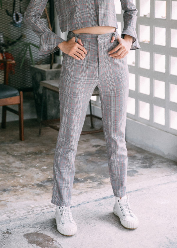 AYNIRISM Warm grey plaid pants กางเกงเอวสูงลายสก็อต เทาอ่อน